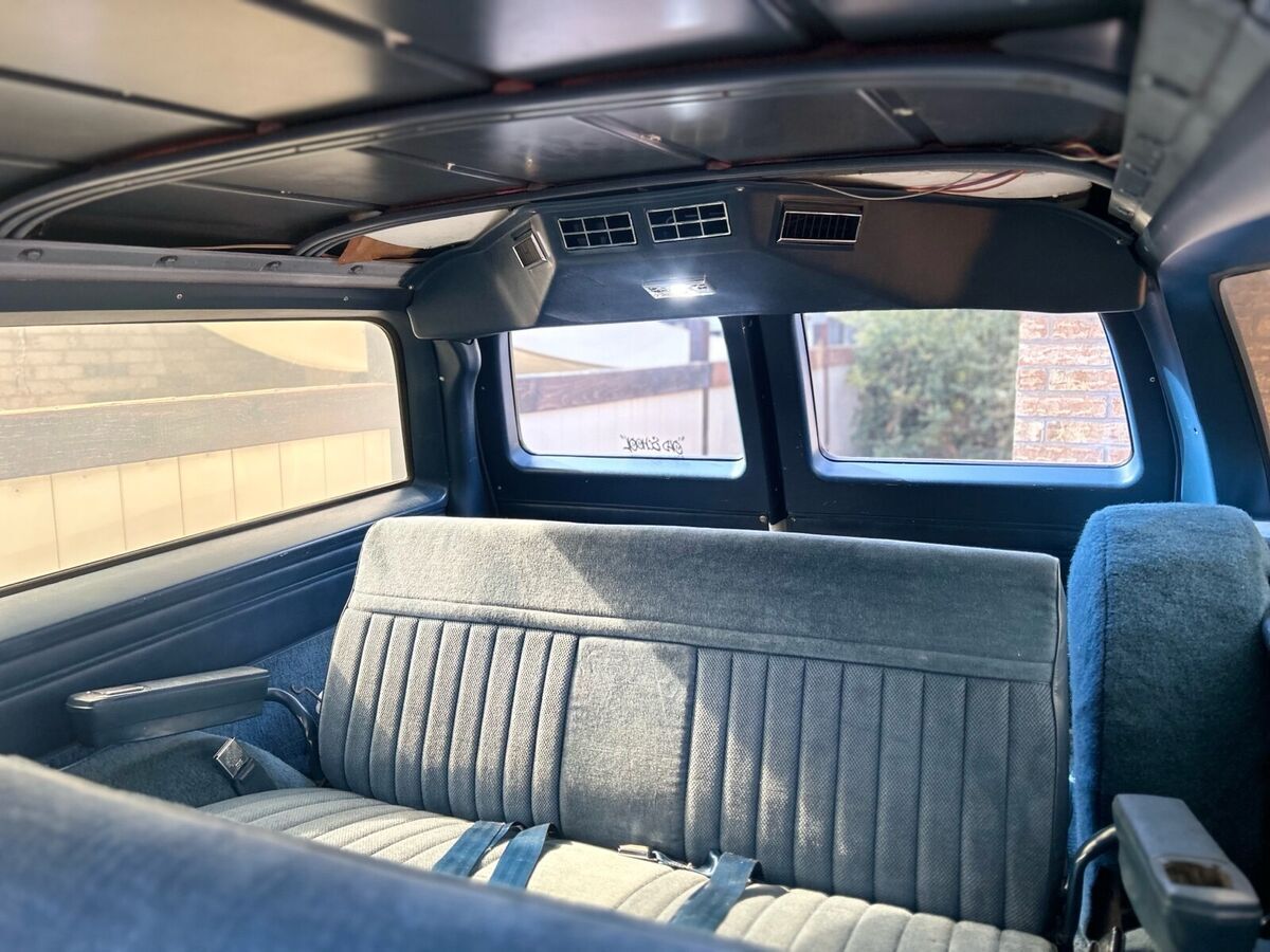1986 gmc k1500 suburban suv white 4wd automatic k1500
