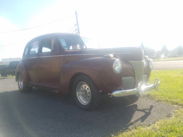 1941 ford 4 door sedan