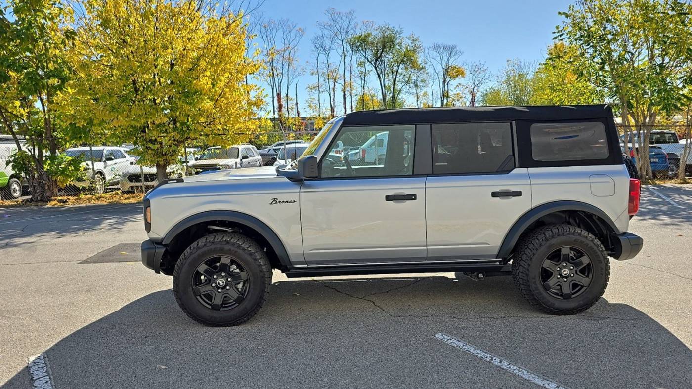 2024 ford bronco black diamond