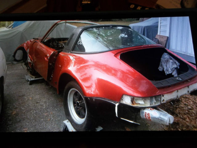 *porsche 1977 911s targa wrecked in front end clean title*.!!!