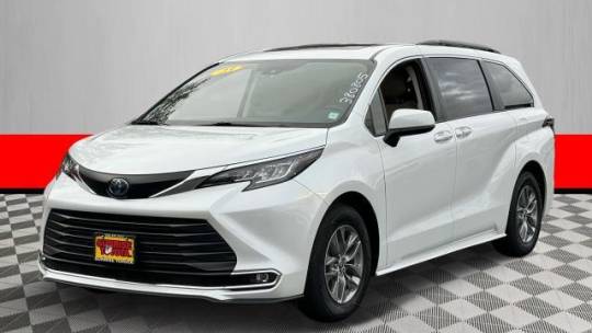 2023 Toyota Sienna