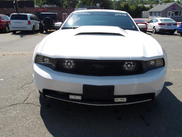 2010 ford mustang gt