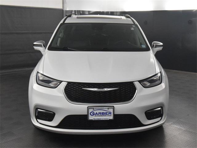 2022 chrysler pacifica limited