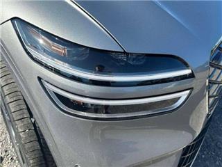 2025 Genesis GV70 advanced