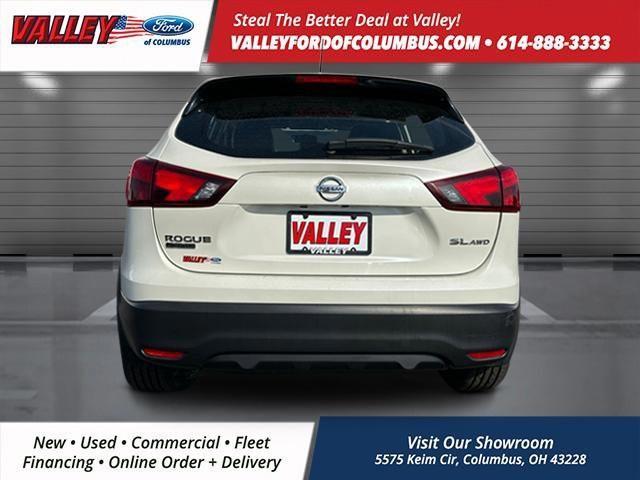 2017 nissan rogue sport sl