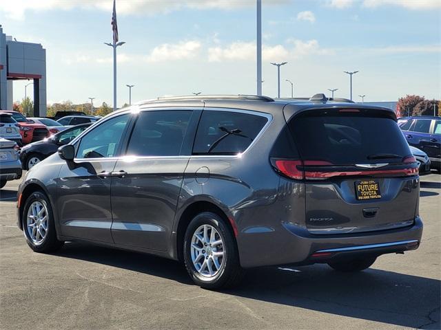 2022 chrysler pacifica touring-l