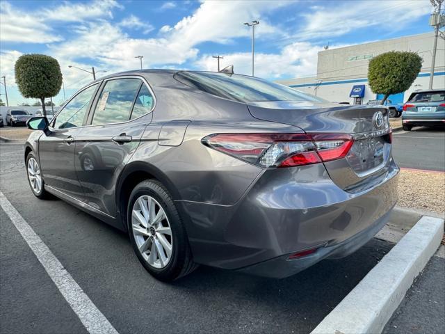 2024 toyota camry le