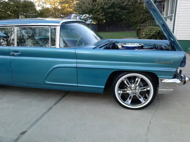 1960 lincoln continental mark v-2 door coupe