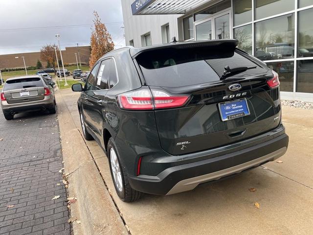 2022 ford edge sel
