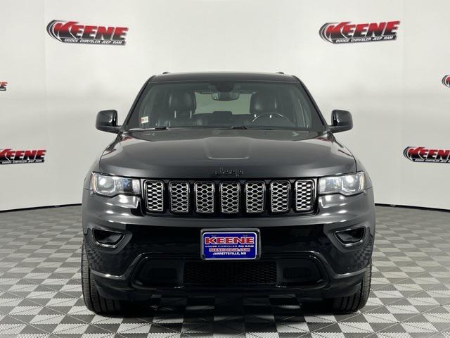 2022 jeep grand cherokee laredo