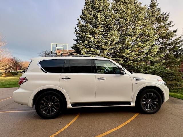 2020 nissan armada platinum