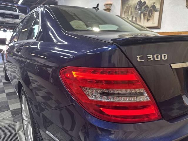 2012 mercedes-benz c-class c 300 4matic sport
