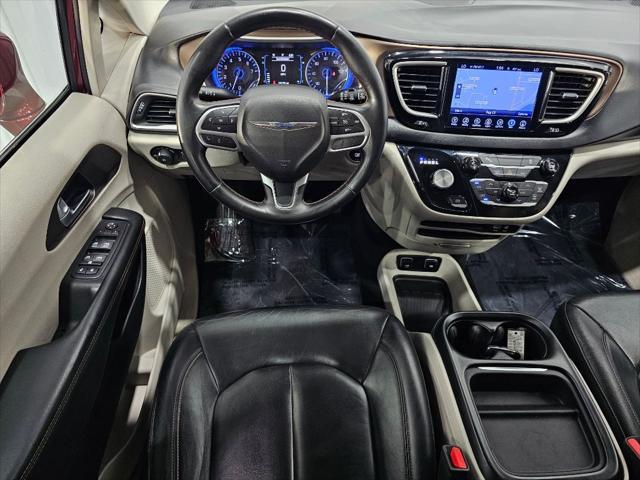 2017 chrysler pacifica touring-l