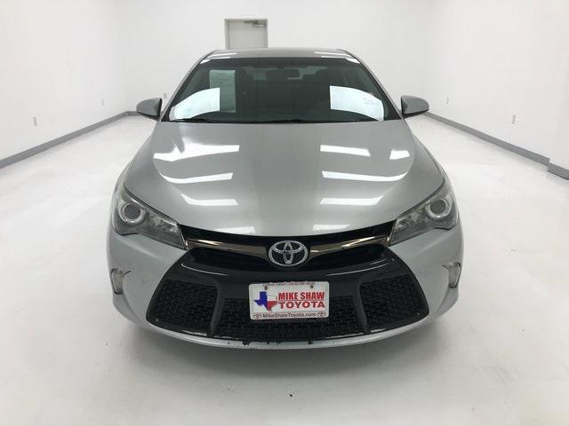 2016 toyota camry xle