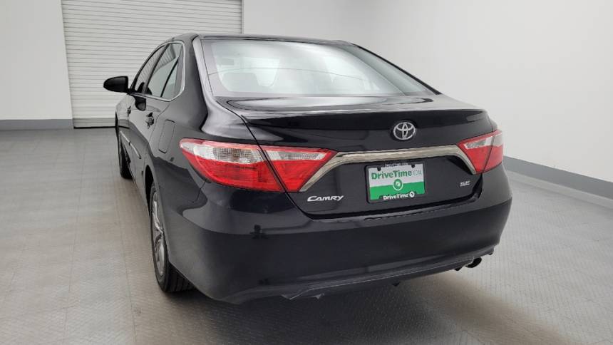 2015 toyota camry se