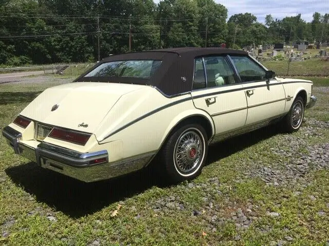 1981 cadillac seville classic roadster edition excellent shape... 73,000 miles