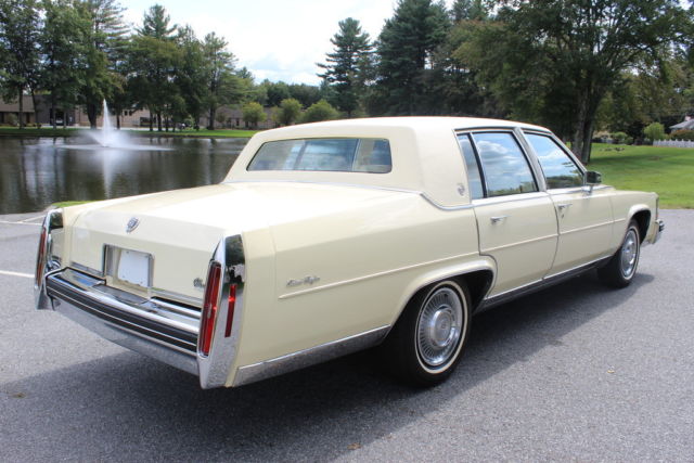 1984 cadillac fleetwood brougham 64k miles triple yellow ~no reserve~ 150 pics
