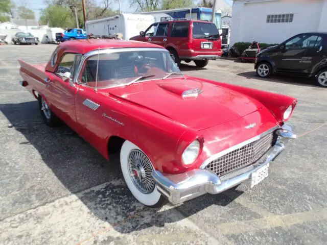 1957 ford thunderbird red no reserve with hard top l@@k