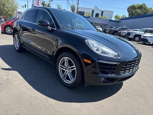 2017 porsche macan