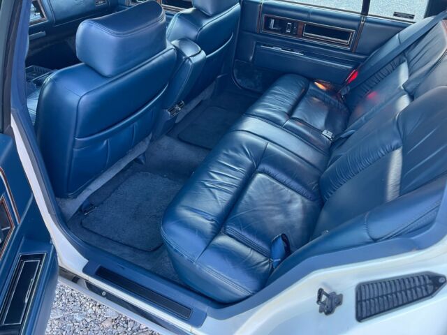 1992 cadillac sedan deville - low miles 87k, garage kept, all original