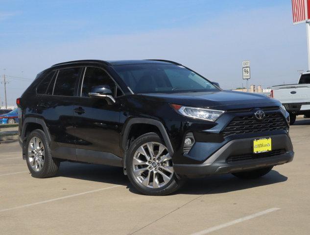 2020 toyota rav4 xle premium