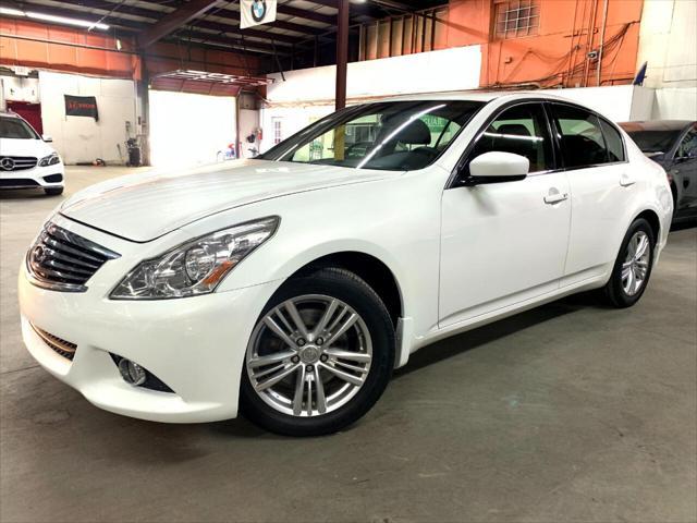 2013 infiniti g37x base