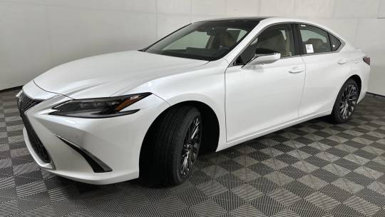 2025 Lexus ES