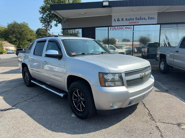 2011 chevrolet avalanche 1500 ltz