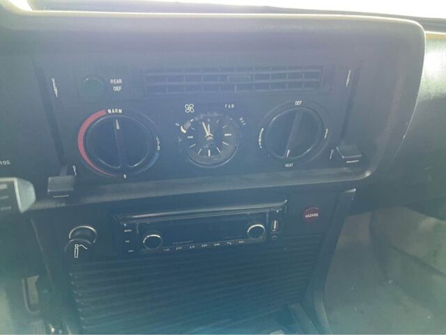 1979 bmw series 633 coupe i accidently put in a 3 series, should be a 6
