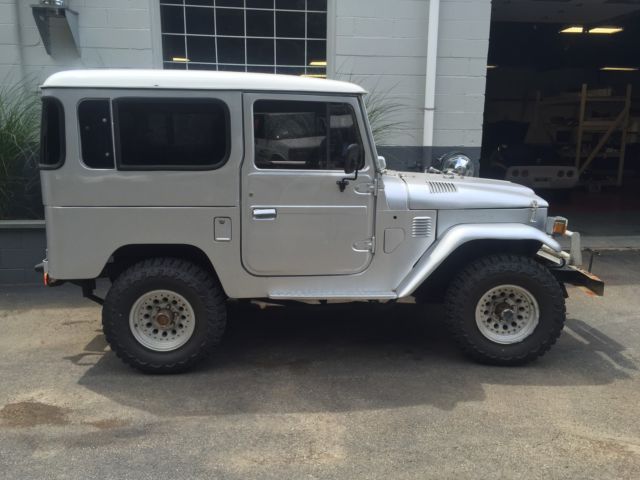 fj40 land cruiser