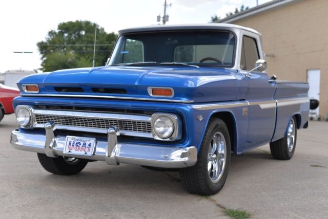 350 v8, auto, ps, pb, cold ac, tilt, power windows, solid body runs excellent!