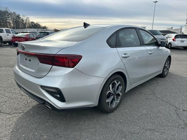 2021 kia forte lxs