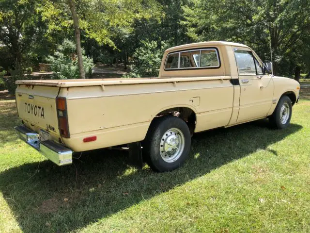 1981 toyota pickup hilux diesel