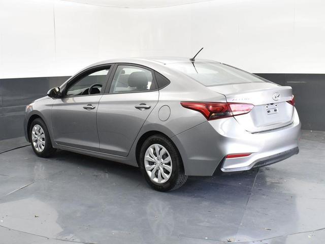2021 hyundai accent se