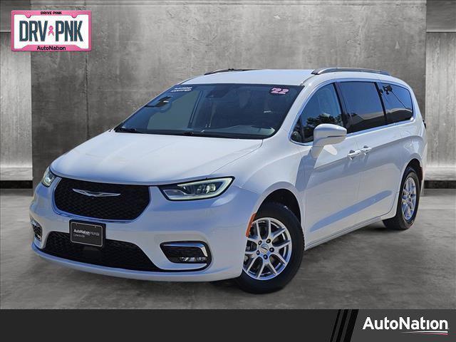 2022 chrysler pacifica touring l