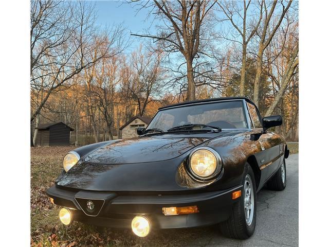 1990 alfa romeo spider graduate