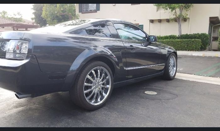2008 ford mustang 5 speed 20" must se for sale in california by owner