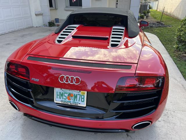 2011 audi r8 5.2 quattro spyder