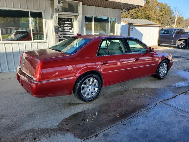 2011 cadillac dts luxury