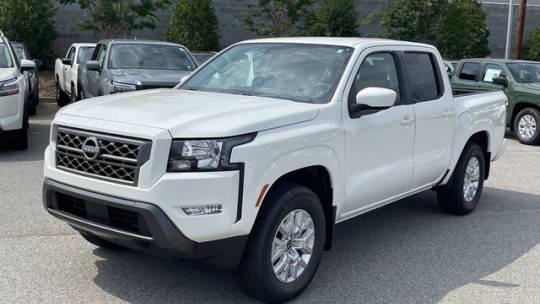 2024 Nissan Navara (Frontier) sv