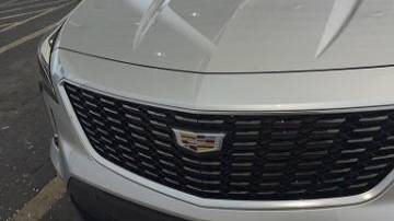 2019 cadillac xt4 luxury