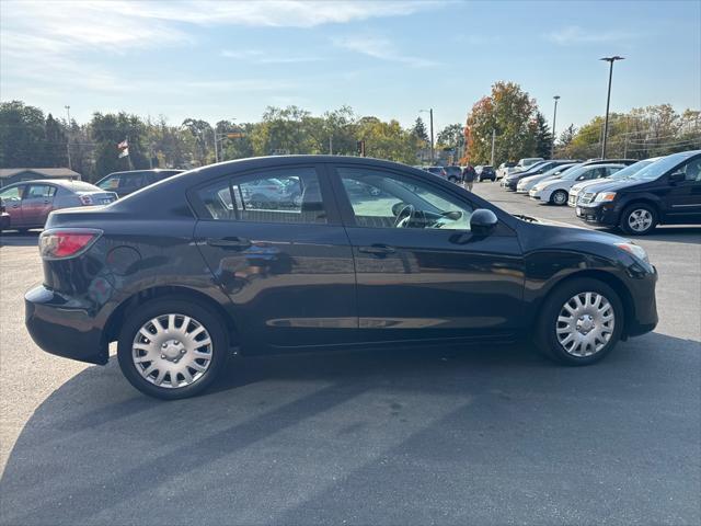 2013 mazda mazda3 i sv