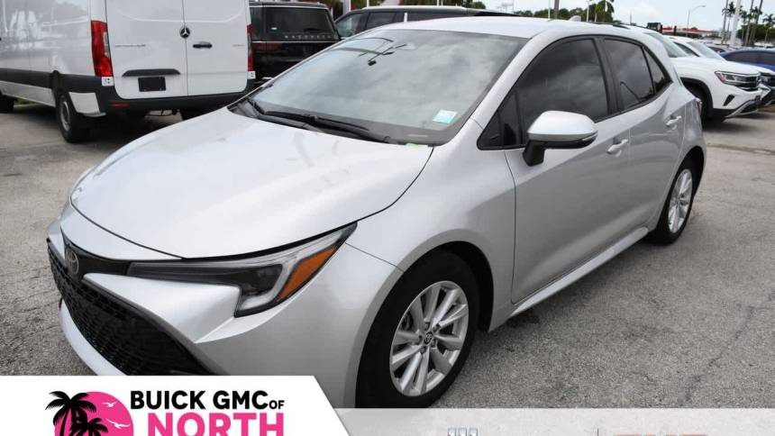 2023 toyota corolla hatchback se