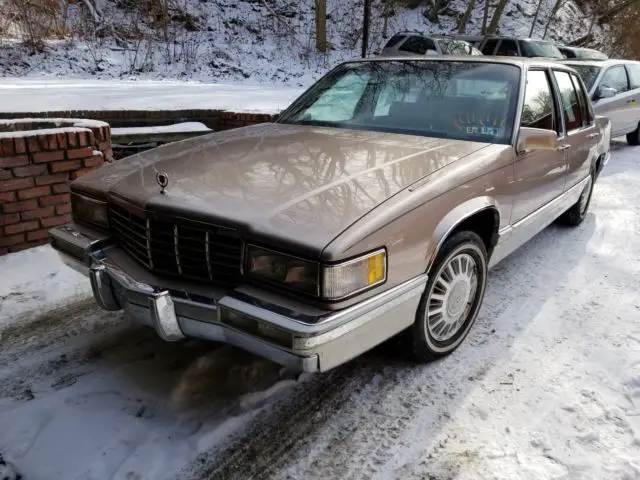 1991 caddilac sedan deville* 70,450 miles*all original*gorgeous car!!!
