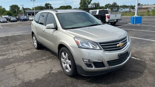 2017 chevrolet traverse lt