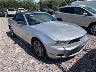 2011 Ford Mustang v6
