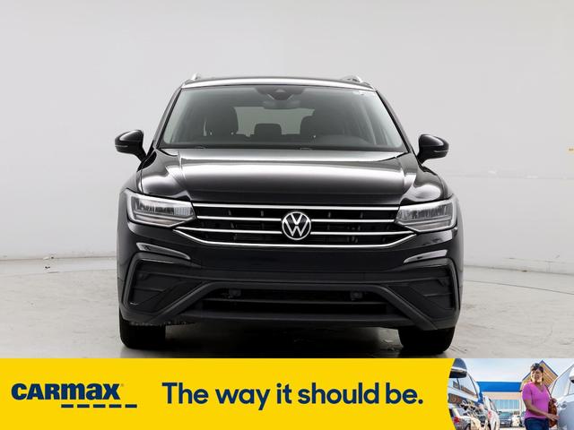 2022 volkswagen tiguan se