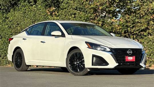 2025 Nissan Altima