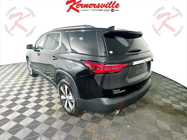 2022 chevrolet traverse lt leather