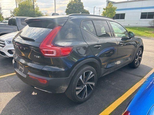 2019 volvo xc40 t5 r-design